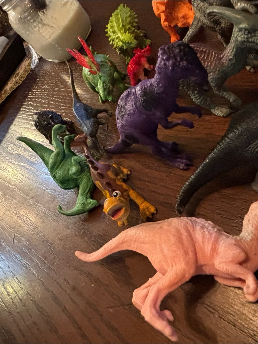 25 Dinosaur Figure Lot Mixed Plastic T-Rex Spinosaurus Stegosaurus Brachiosaurus - Picture 7 of 11